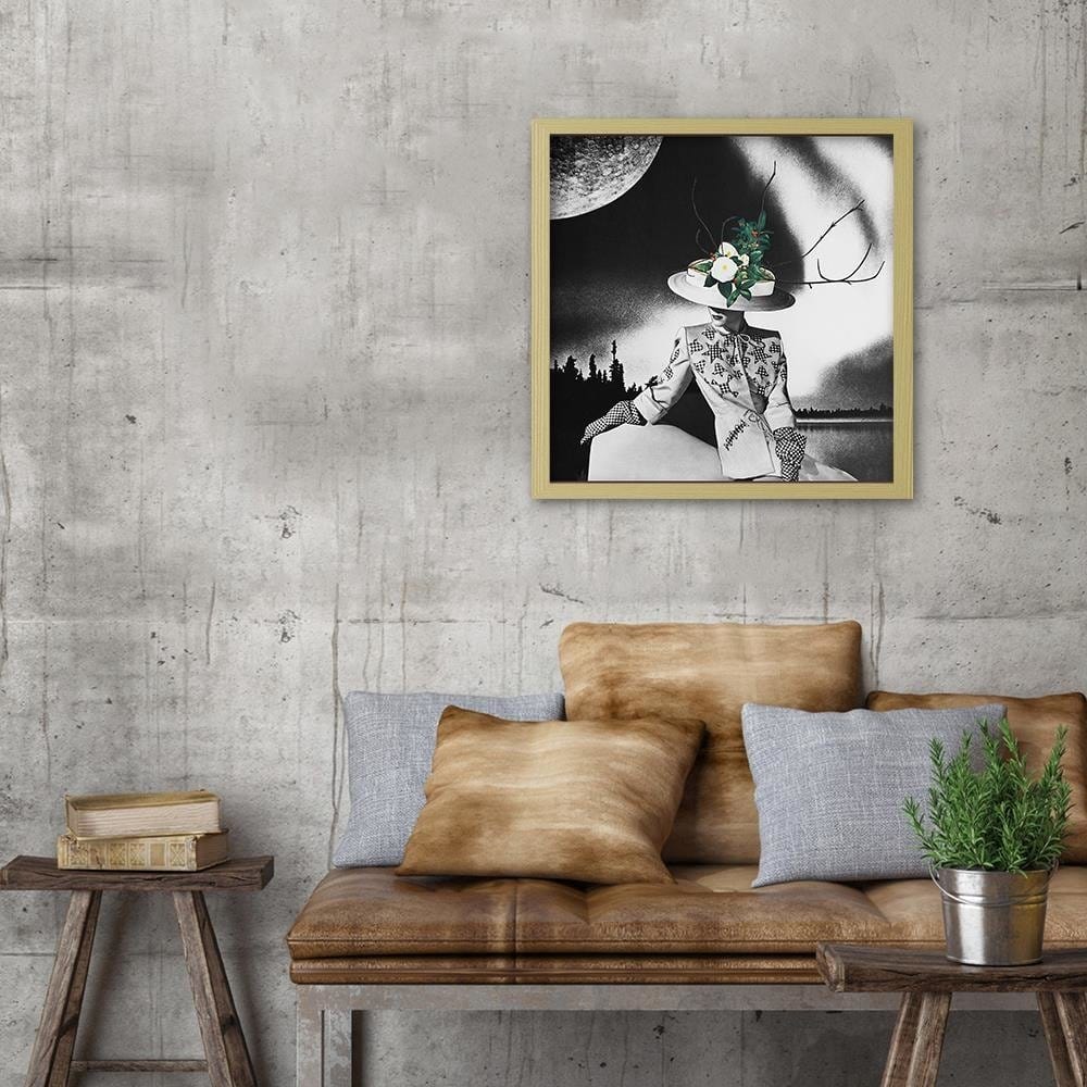 Glezna bēšā rāmī - Woman In Hat With Flowers Home Trends DECO