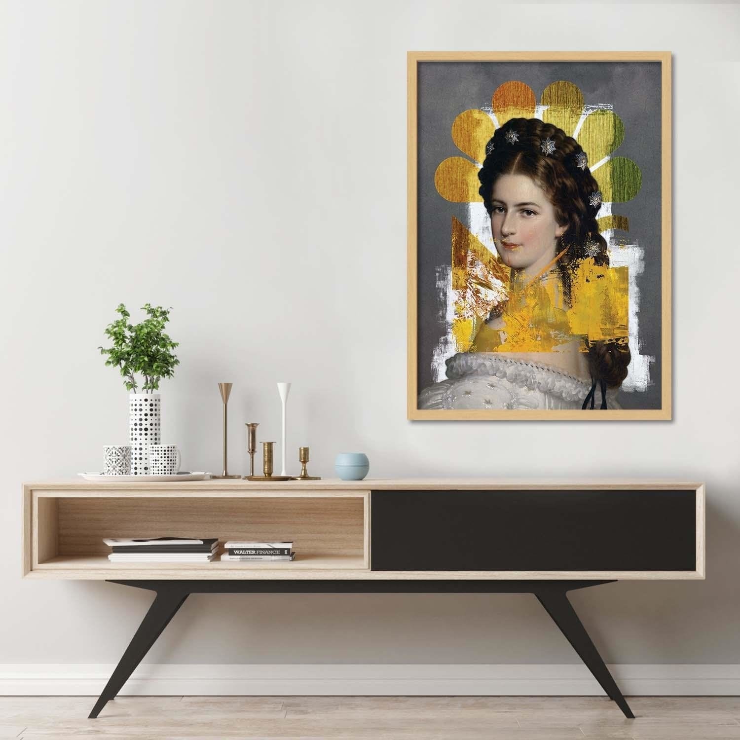 Glezna bēšā rāmī - Woman Portrait Home Trends DECO