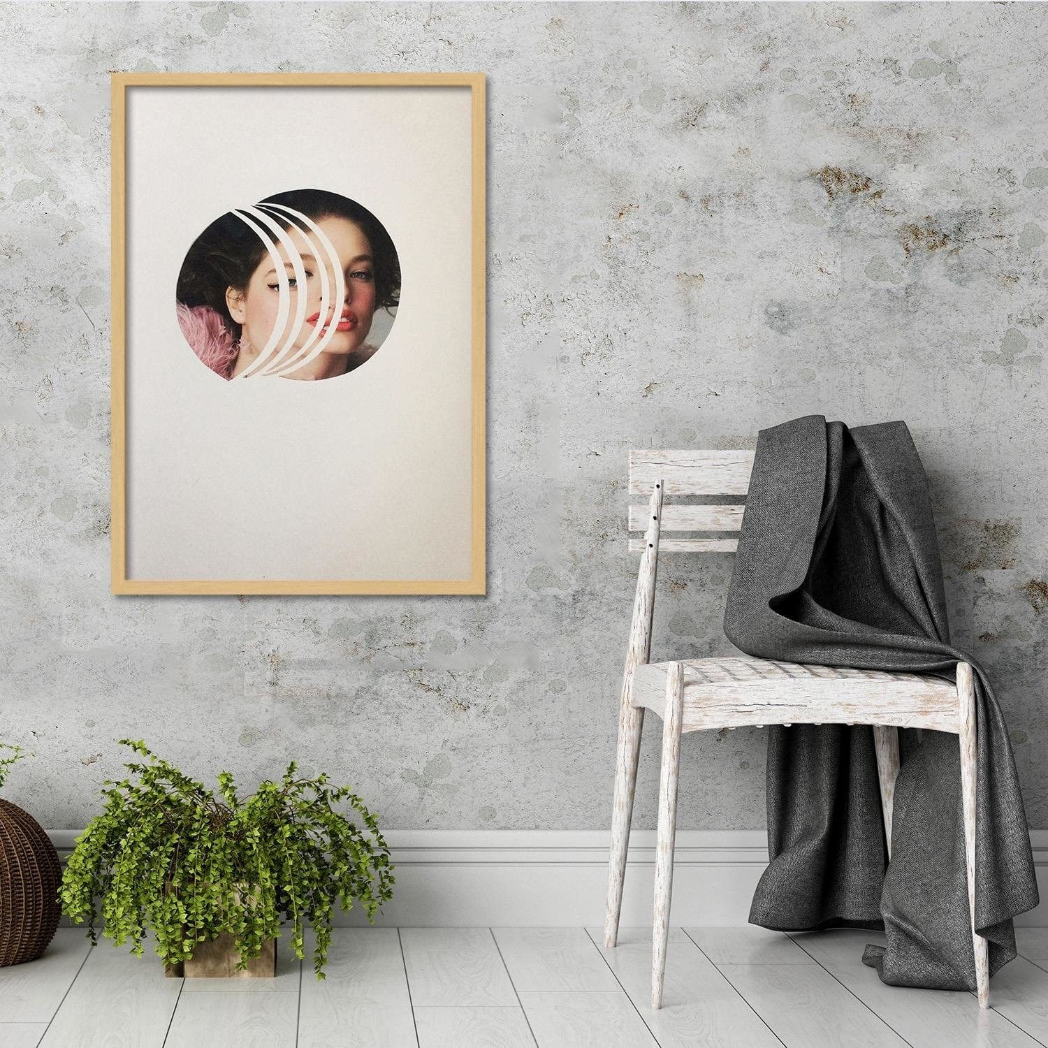 Glezna bēšā rāmī - Woman With Red Lips Home Trends DECO
