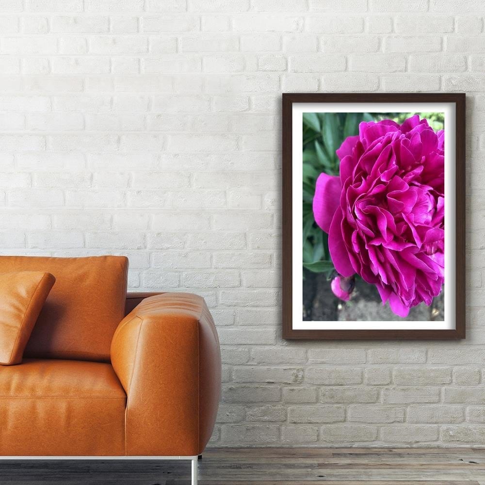 Glezna brūnā rāmī - A Large Pink Flower Home Trends DECO