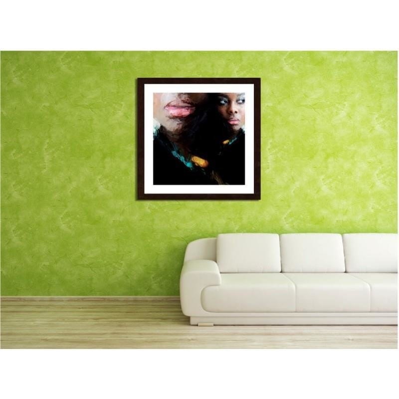 Glezna brūnā rāmī - A portrait of a mysterious woman Home Trends DECO