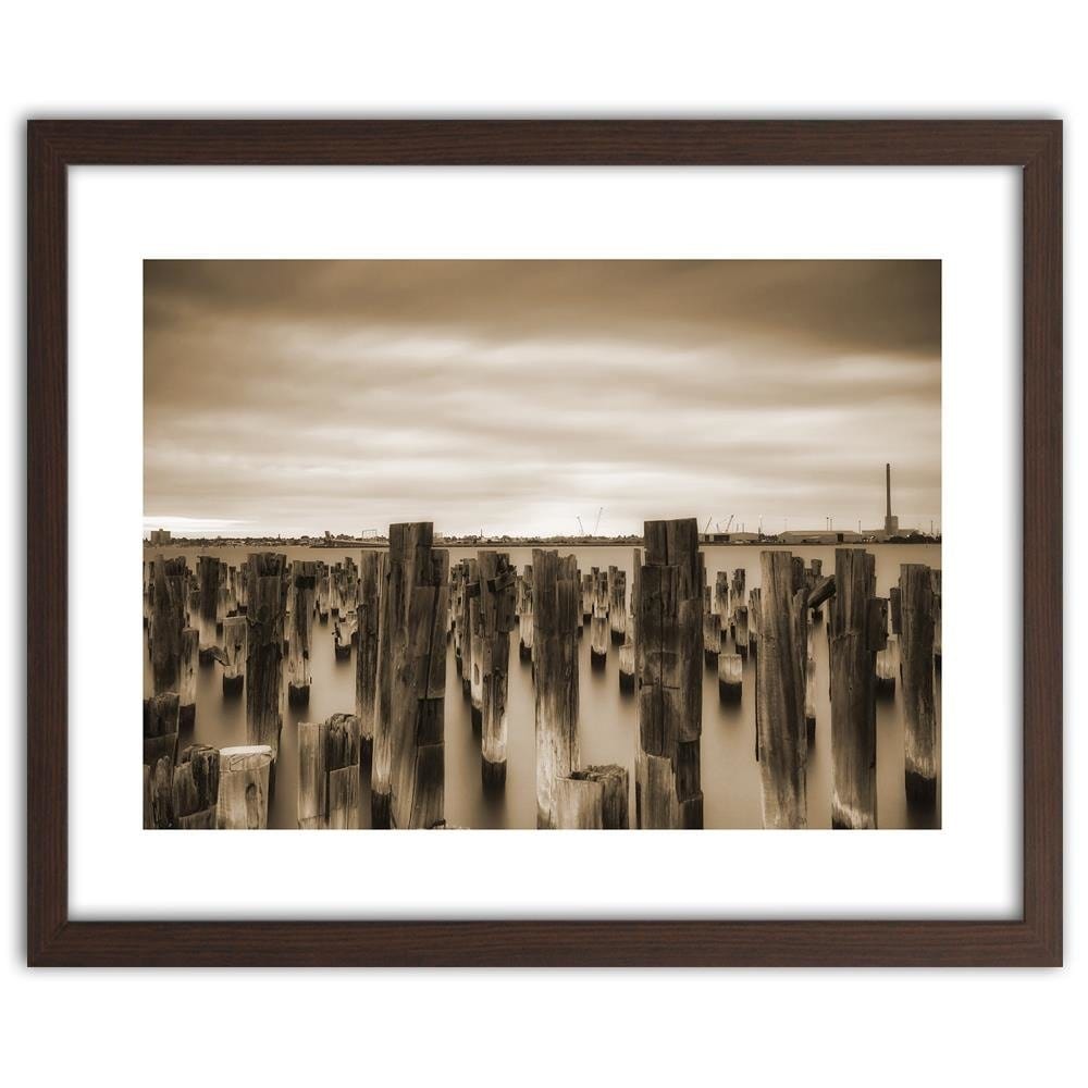 Glezna brūnā rāmī - Breakwater In Port 1 Home Trends DECO