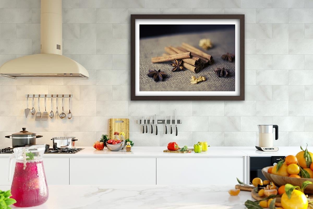 Glezna brūnā rāmī - Cinnamon Sticks To Decorate Home Trends DECO