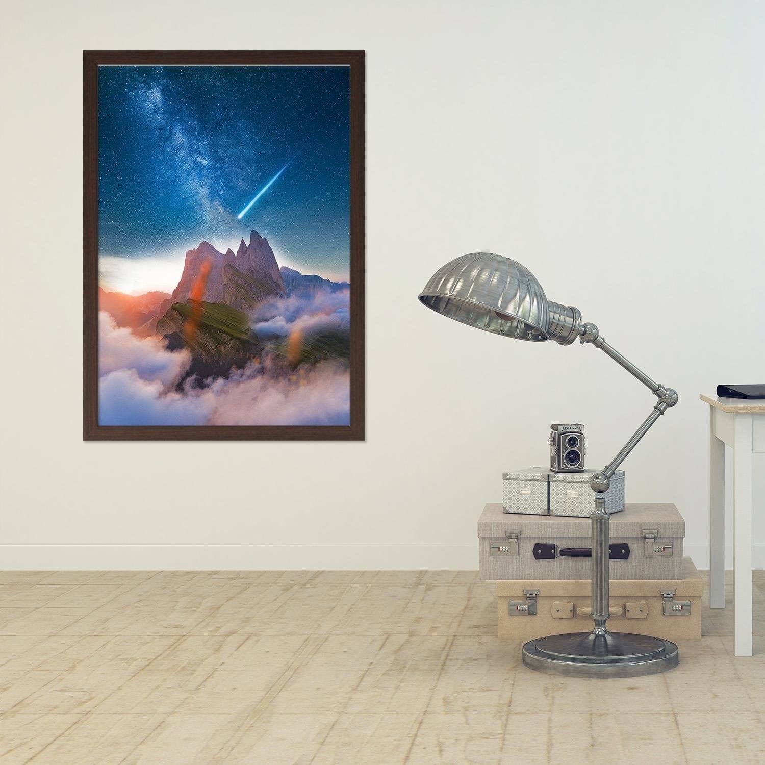 Glezna brūnā rāmī - Comet Over The Mountains Home Trends DECO