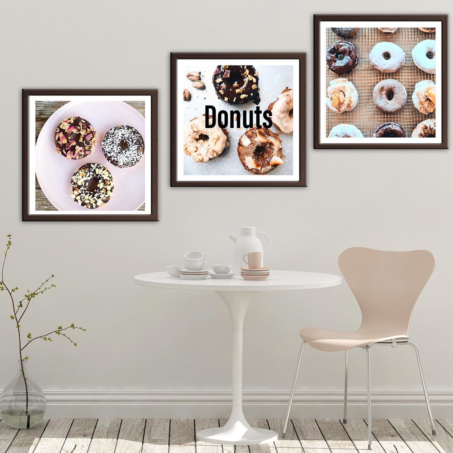 Glezna brūnā rāmī - Donuts On A Plate 2 Home Trends DECO