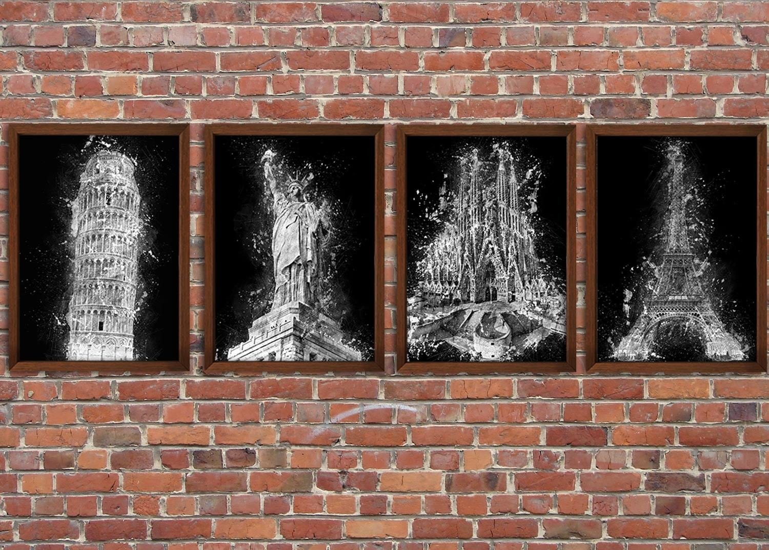 Glezna brūnā rāmī - Eiffel Tower At Night Home Trends DECO