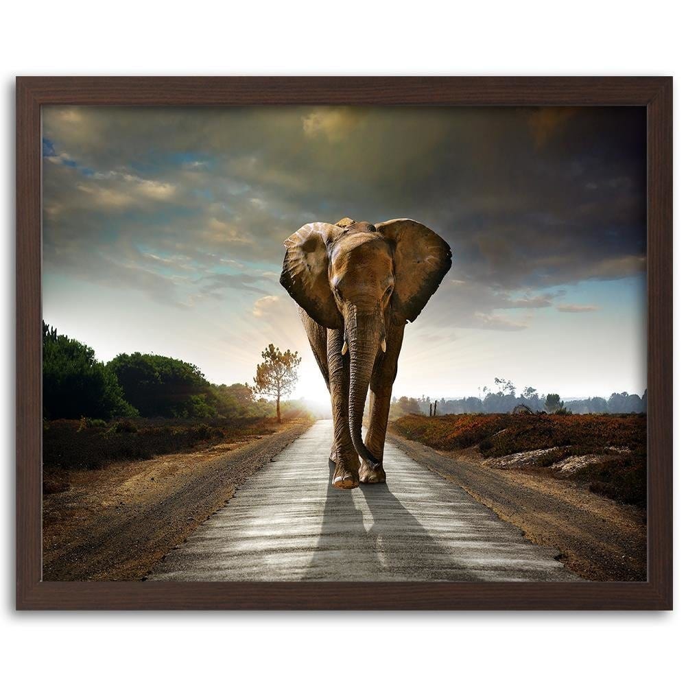 Glezna brūnā rāmī - Elephant On The Road Home Trends DECO