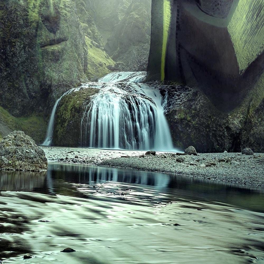 Glezna brūnā rāmī - Fantasy Woman On The River Home Trends DECO