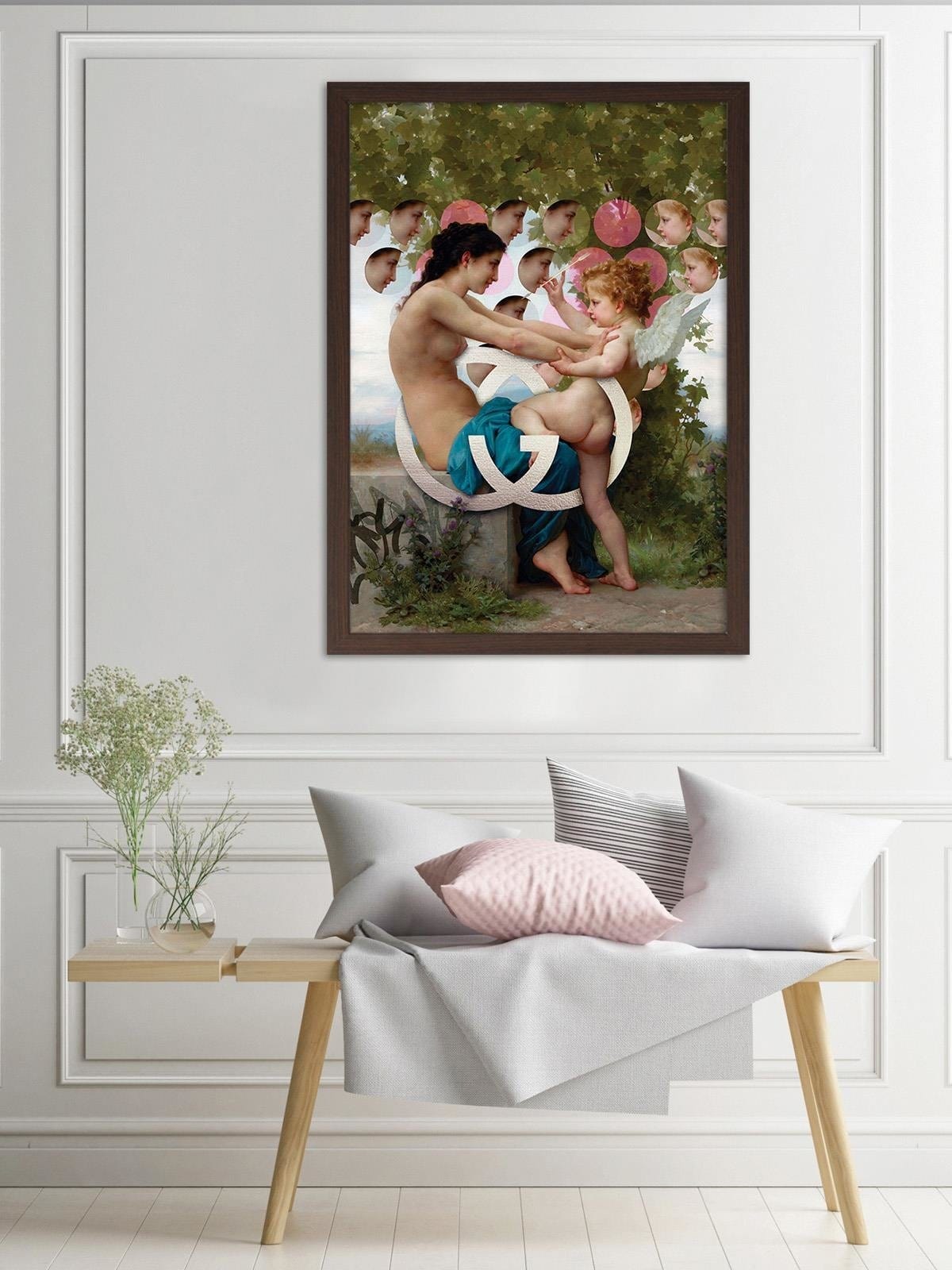 Glezna brūnā rāmī - Girl And Cupid Home Trends DECO
