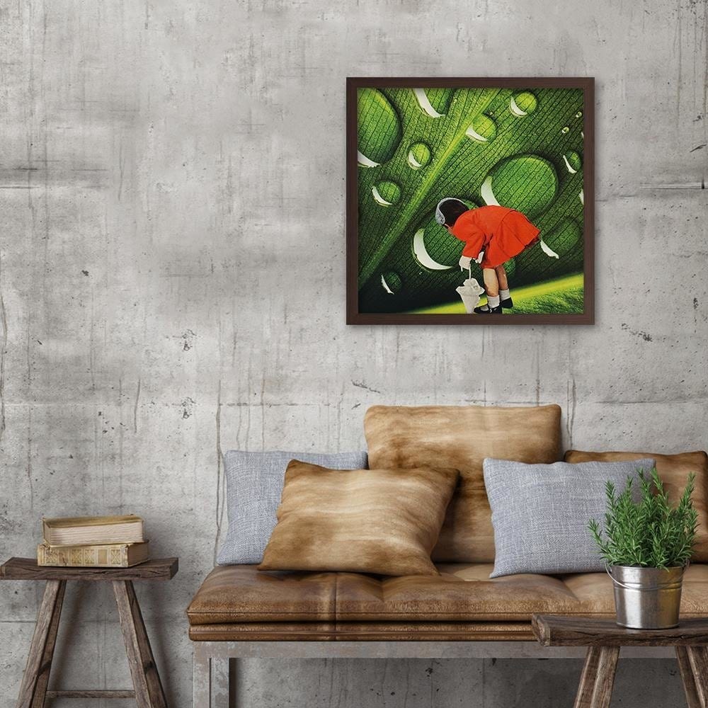 Glezna brūnā rāmī - Girl In Red Garsonce Home Trends DECO