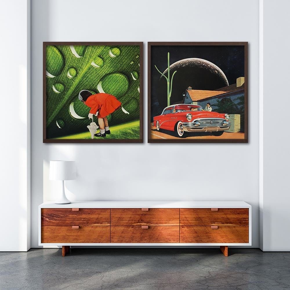 Glezna brūnā rāmī - Girl In Red Garsonce Home Trends DECO