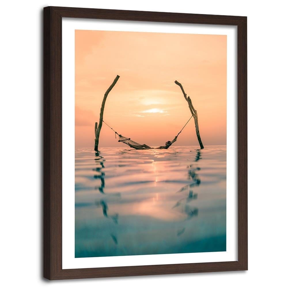 Glezna brūnā rāmī - Hammock In Water Home Trends DECO
