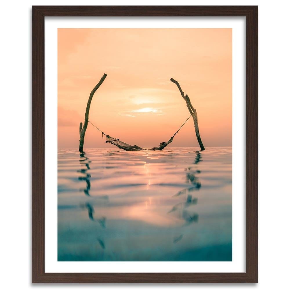 Glezna brūnā rāmī - Hammock In Water Home Trends DECO