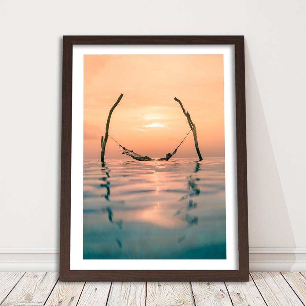 Glezna brūnā rāmī - Hammock In Water Home Trends DECO