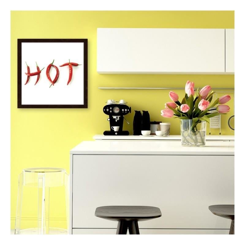 Glezna brūnā rāmī - It says hot with chili peppers. Home Trends DECO