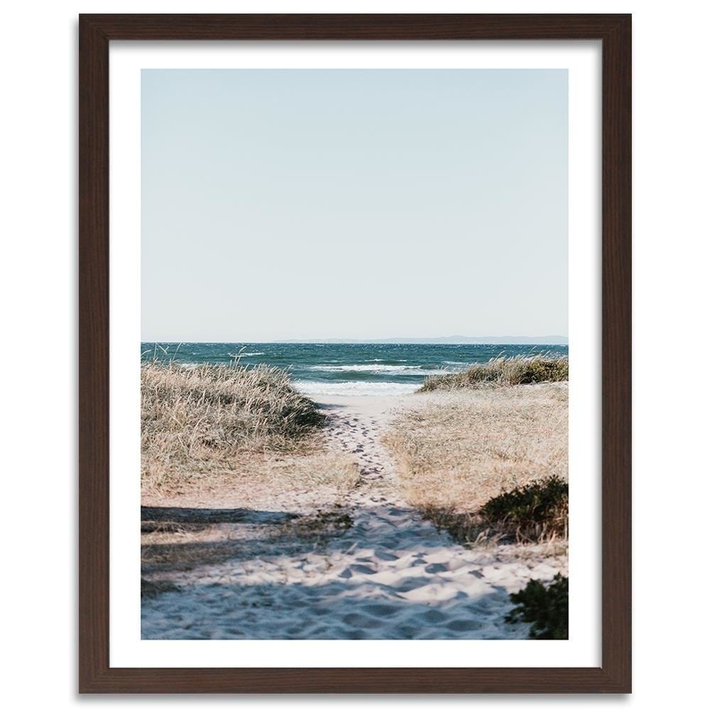 Glezna brūnā rāmī - Landing On Beaches Home Trends DECO