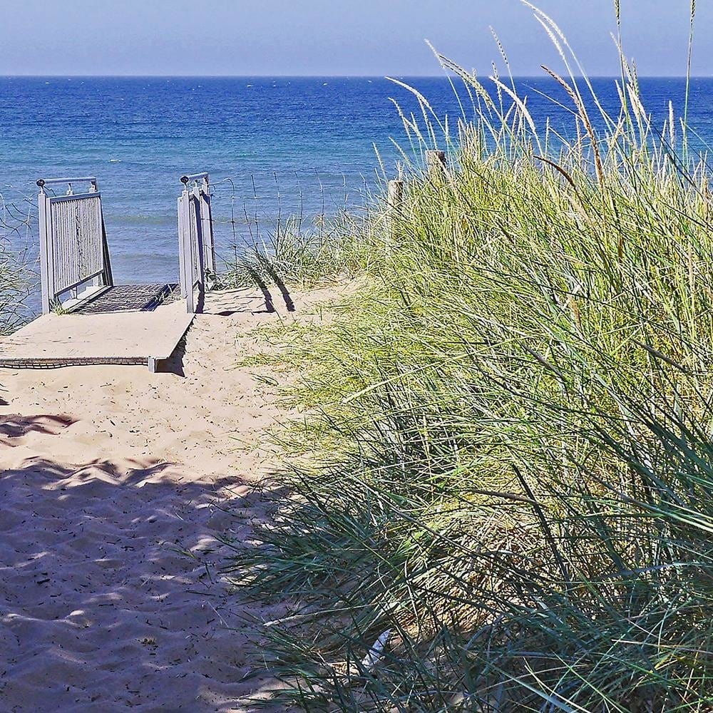 Glezna brūnā rāmī - Road To The Sea Home Trends DECO