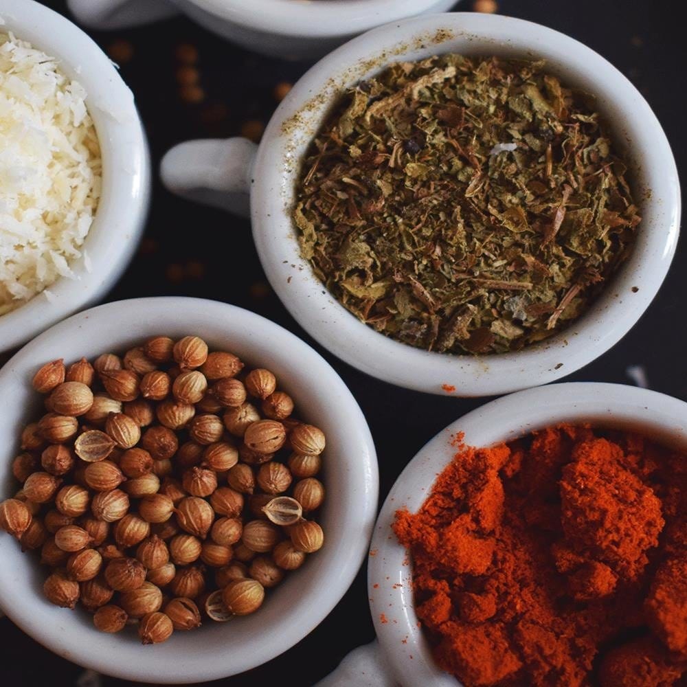 Glezna brūnā rāmī - Set Of Spices Home Trends DECO