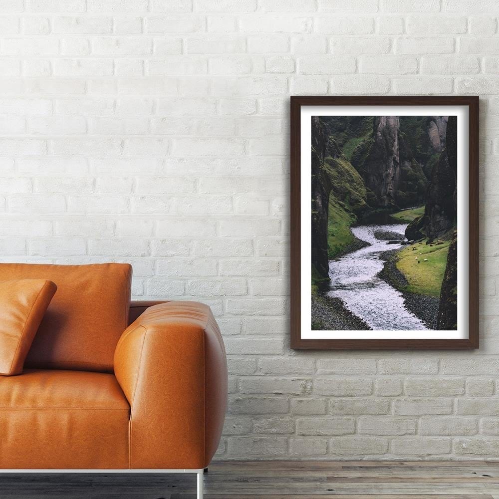 Glezna brūnā rāmī - Stream In The Mountains Home Trends DECO