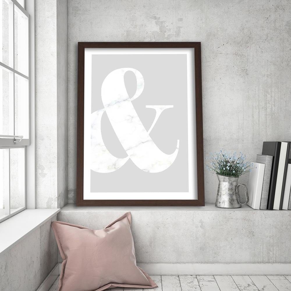 Glezna brūnā rāmī - Symbol On A Gray Background Home Trends DECO