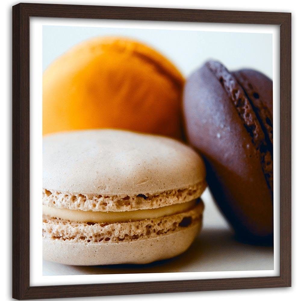 Glezna brūnā rāmī - Tasty Macaroons 2 Home Trends DECO
