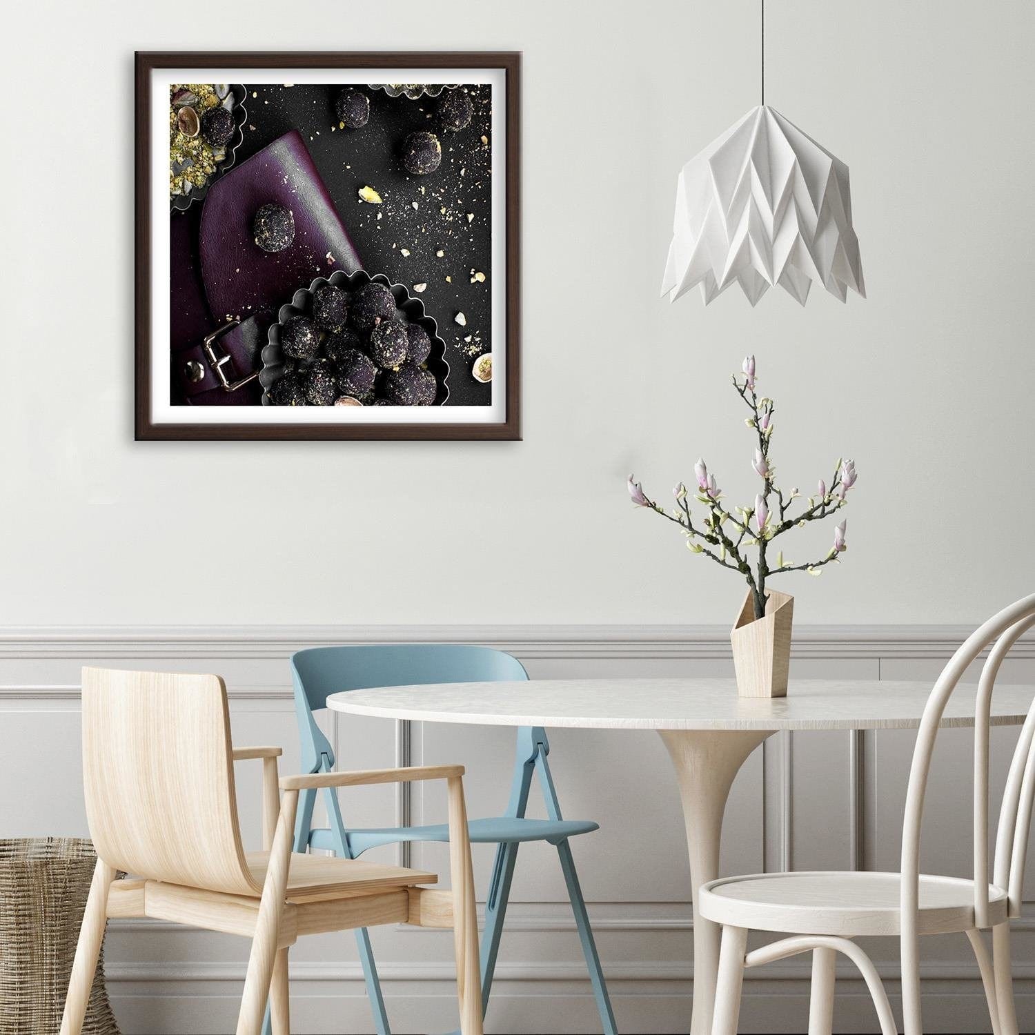 Glezna brūnā rāmī - Tasty Pralines Home Trends DECO