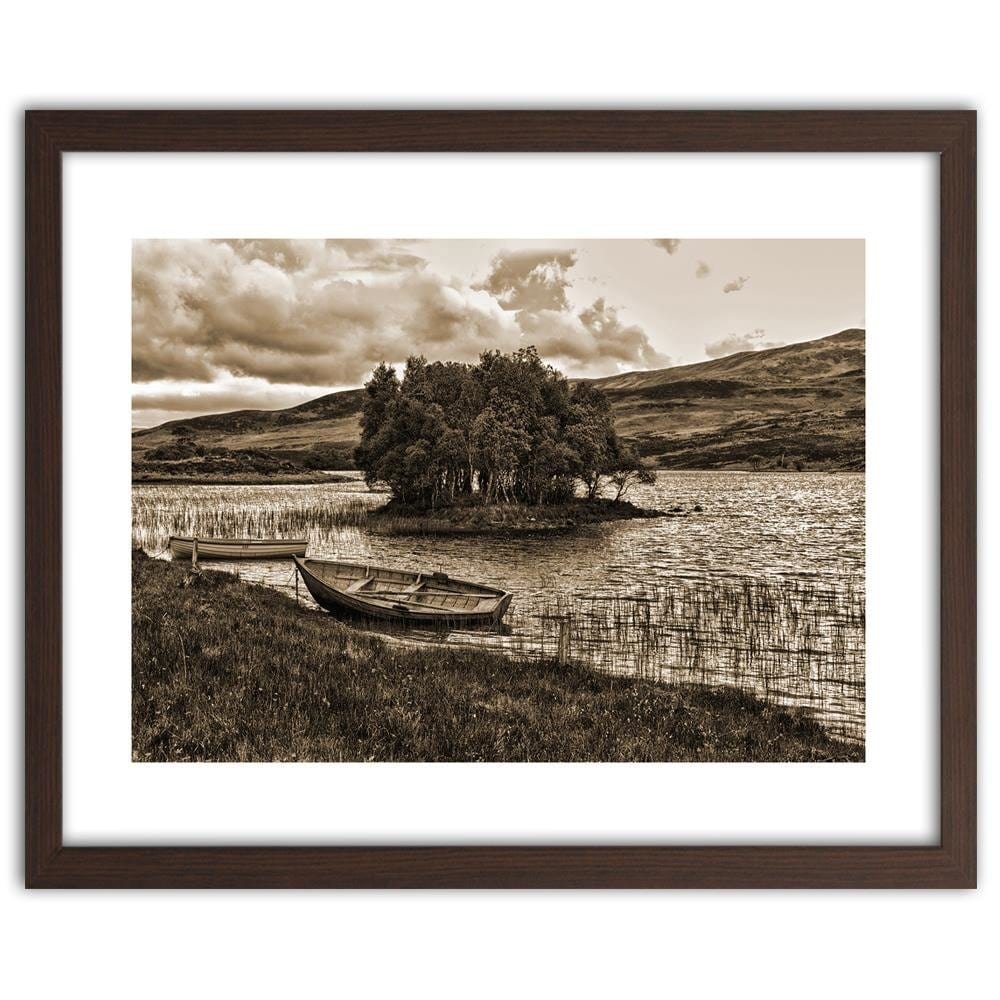 Glezna brūnā rāmī - The Island On The Lake 1 Home Trends DECO