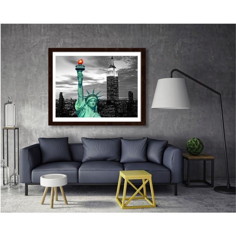 Glezna brūnā rāmī - The Statue of Liberty and New York City Home Trends DECO