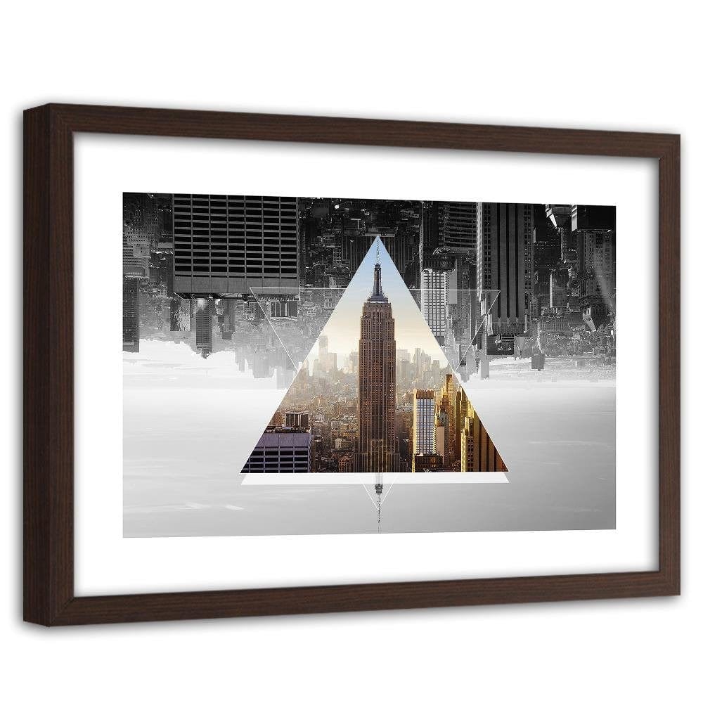 Glezna brūnā rāmī - Tower 3 In The Triangle Home Trends DECO