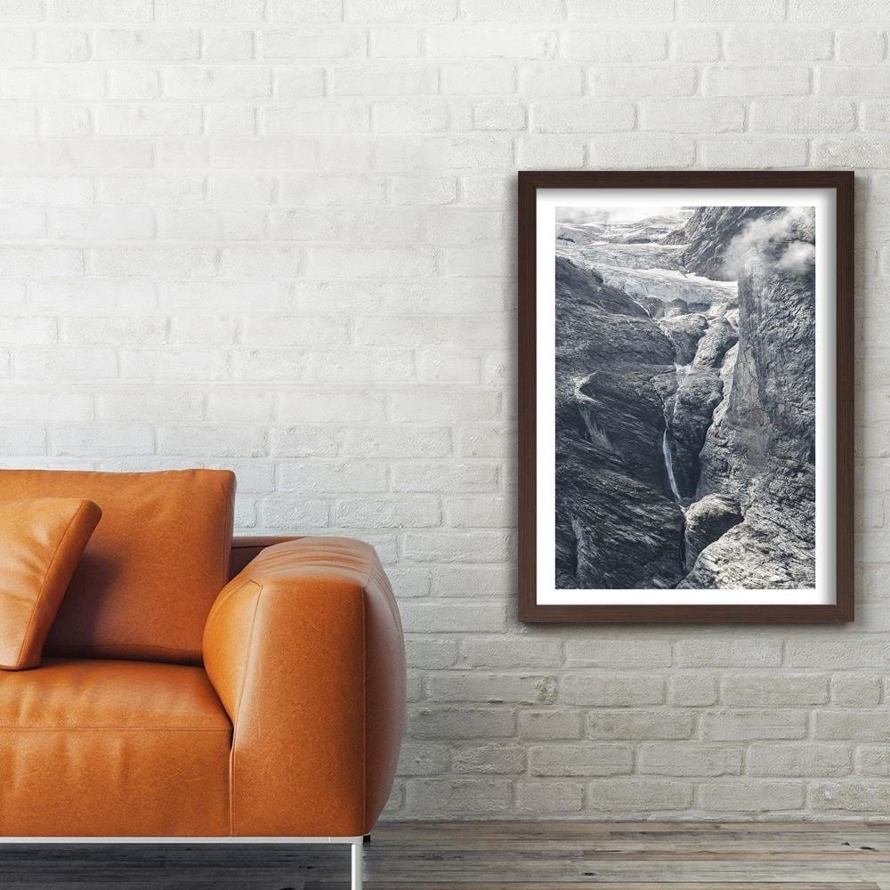 Glezna brūnā rāmī - View On Rocks Home Trends DECO