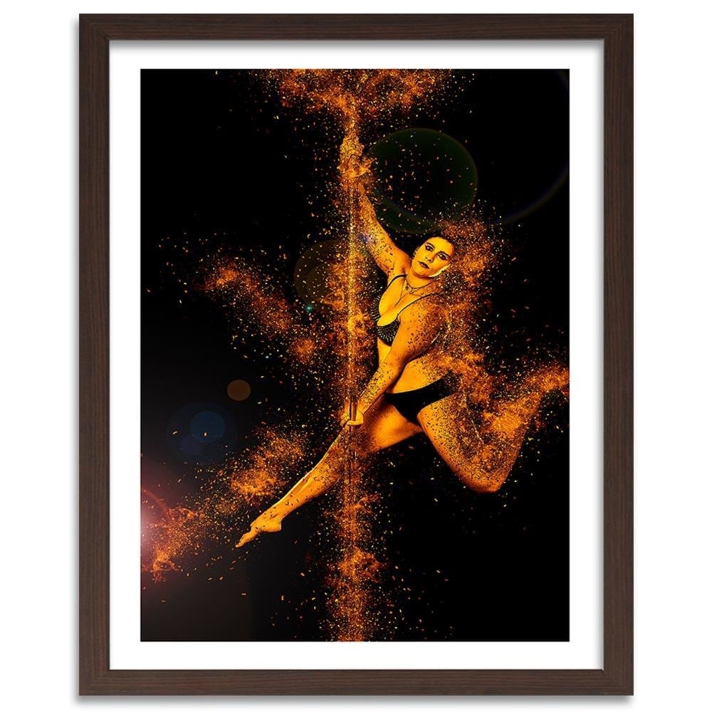 Glezna brūnā rāmī - Woman Dancing On The Tube Home Trends DECO
