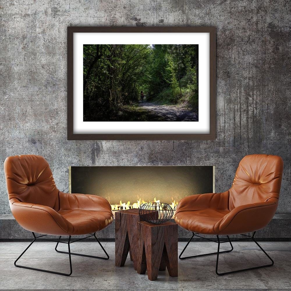 Glezna brūnā rāmī - Woman On Forest Road Home Trends DECO