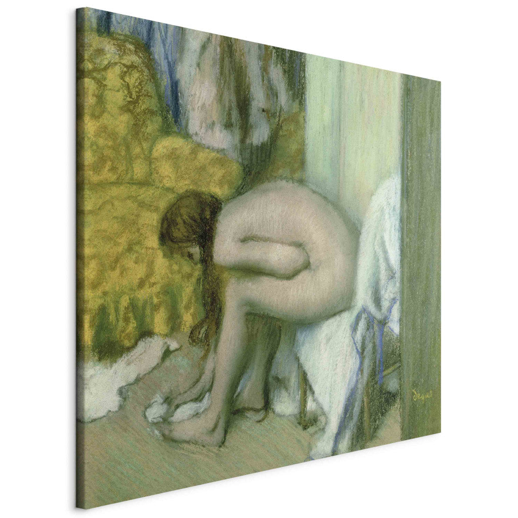 Gleznas reprodukcija - Edgar Degas - After the Bath, Woman Drying her Left Foot