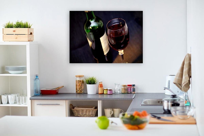 Dekoratīvais panelis - A Bottle Of Wine And A Glass  Home Trends Deco