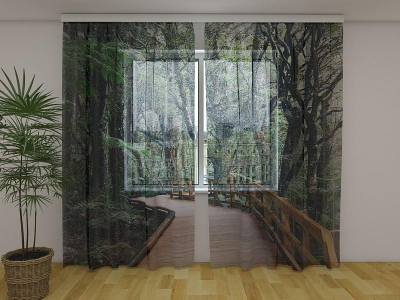 Dienas un nakts aizkari - Pastaiga mežā 180 x 140 cm (2X 90x140 cm) / Сaurspīdīgs šifons E-interjers.lv