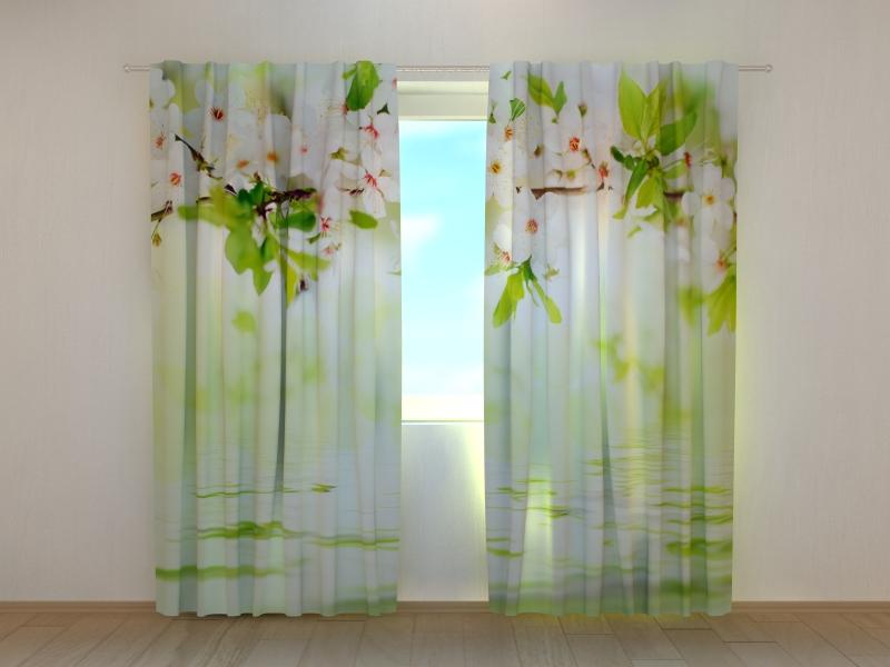 Dienas un nakts aizkari - Pavasara zieds 180 x 140 cm (2X 90x140 cm) / SCREEN E-interjers.lv