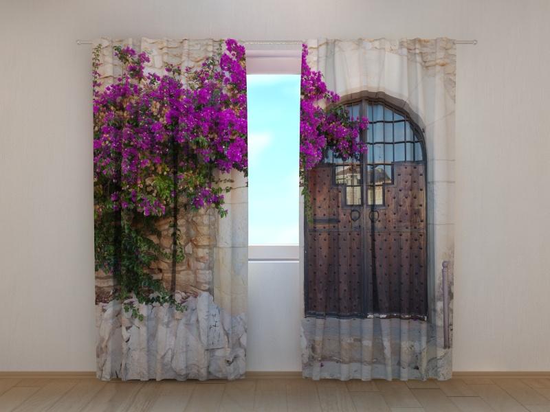 Dienas un nakts aizkari - Violets krūms un vecās durvis 180 x 140 cm (2X 90x140 cm) / SCREEN E-interjers.lv
