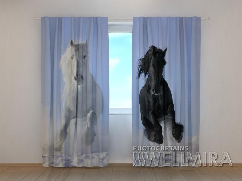 Dienas un nakts aizkari - Zirgs 1. versija 180 x 140 cm (2X 90x140 cm) / SCREEN E-interjers.lv