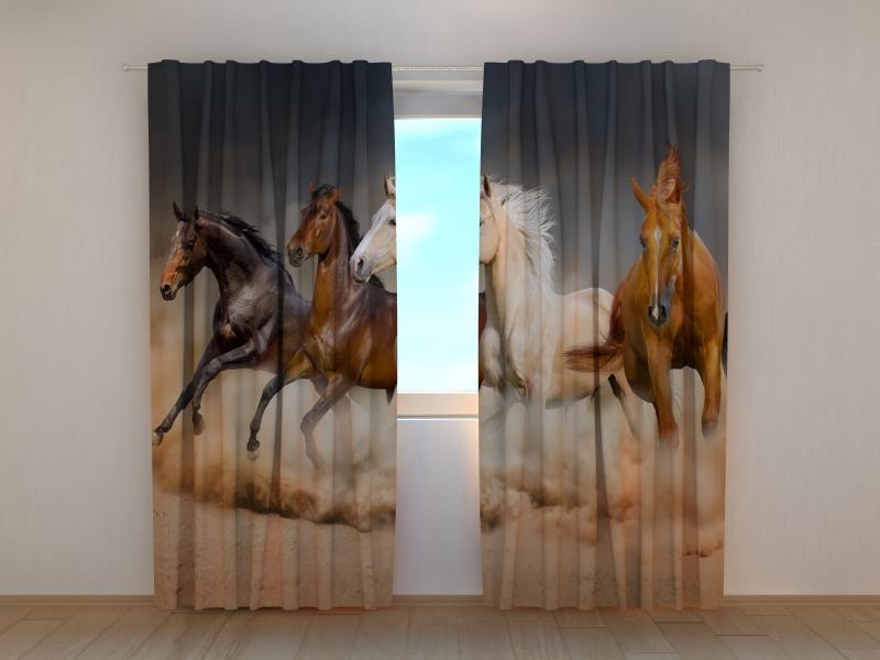 Dienas un nakts aizkari - Zirgu ganāmpulks 1. versija 180 x 140 cm (2X 90x140 cm) / SCREEN E-interjers.lv