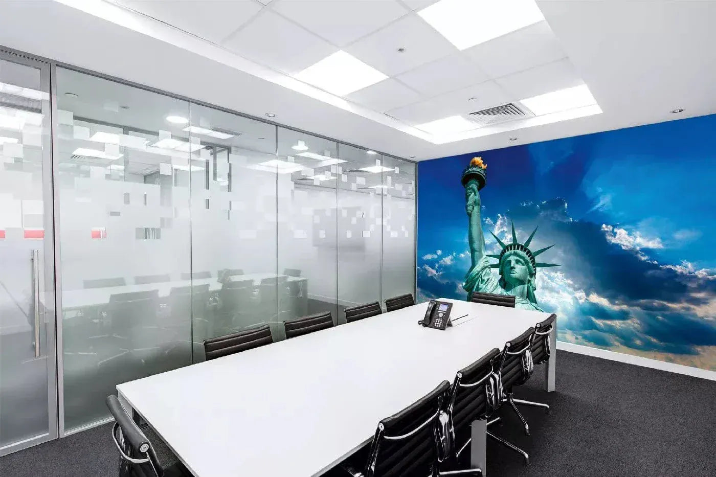 Fototapetes ar ASV tematiku - Brīvības statuja un debesis, 375x250 cm D-ART