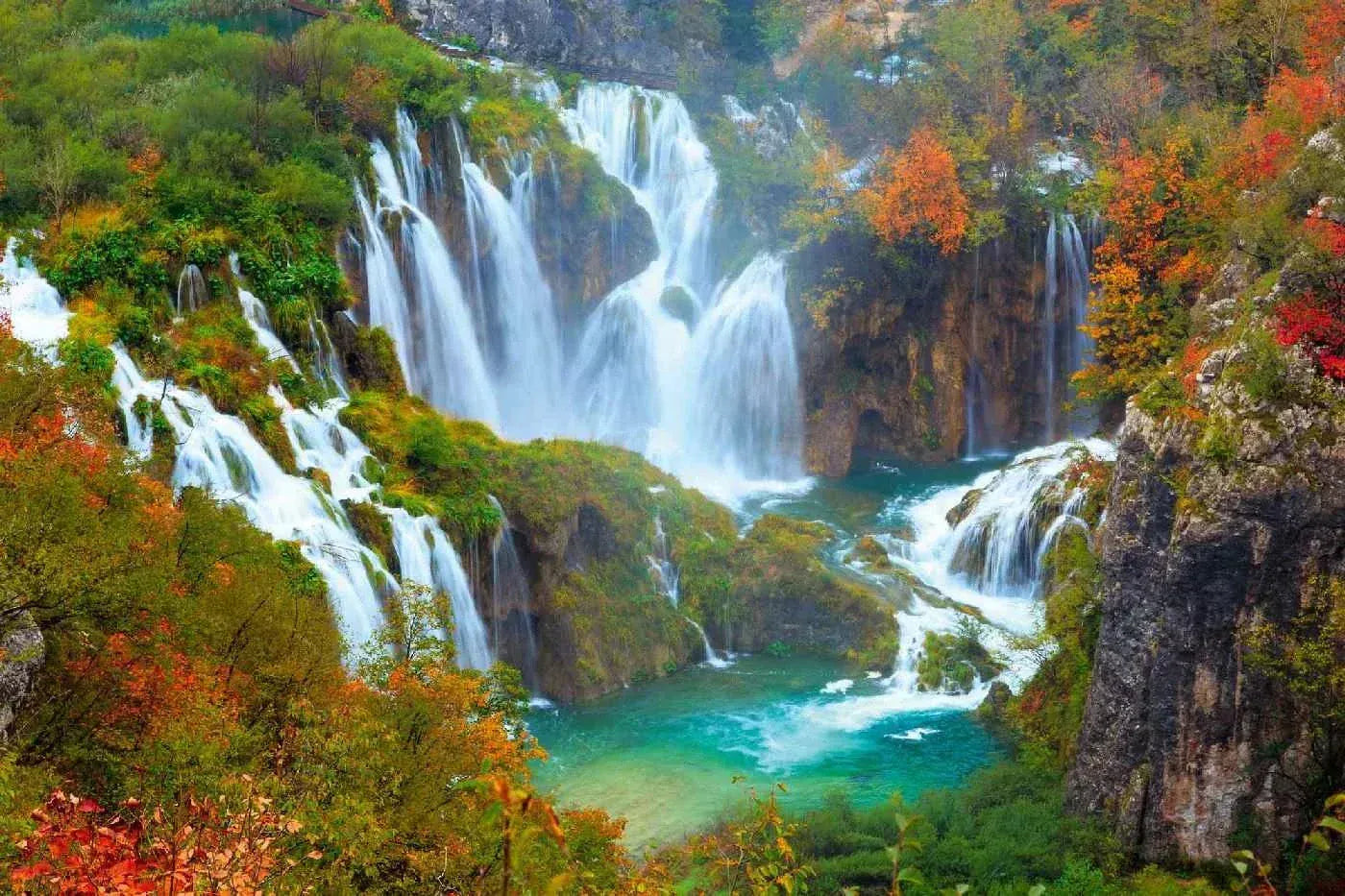 Fototapetes ar ūdenskritumu - Plitvice nacionālais parks, (375x250 cm) D-ART