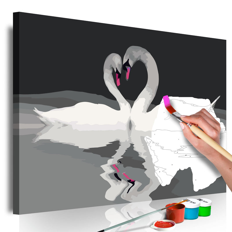 Glezna izkrāso pēc cipariem - Swan Couple 60x40 cm Artgeist