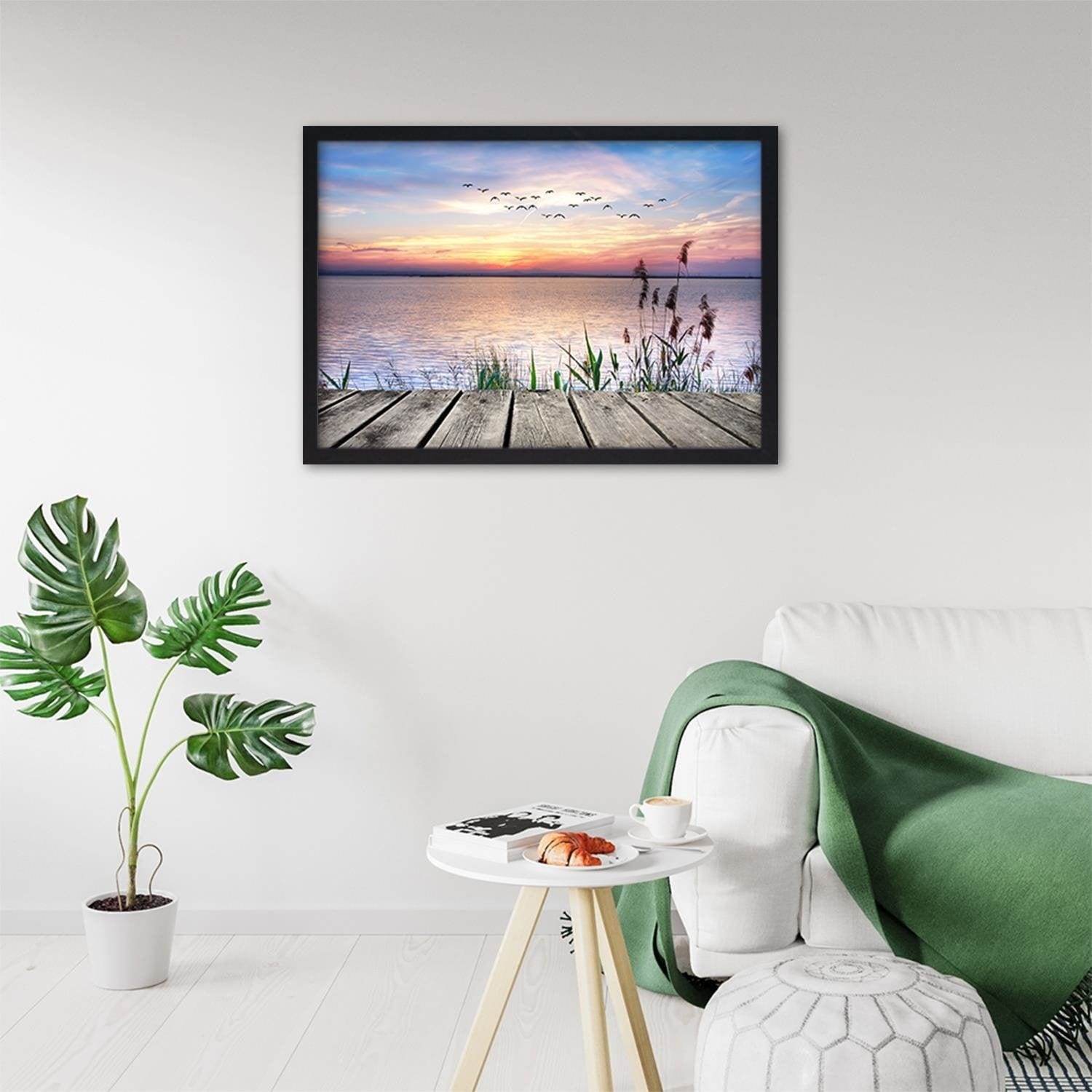 Glezna melnā rāmī - Birds Over The Sea  Home Trends