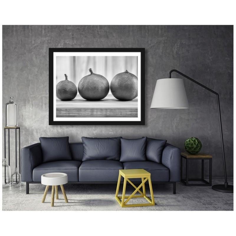 Glezna melnā rāmī - Black and white lemons  Home Trends
