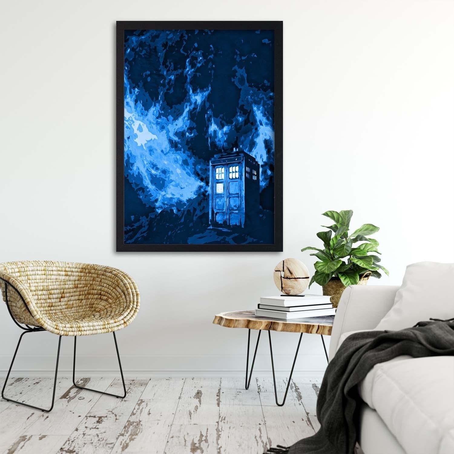 Glezna melnā rāmī - Blue Building  Home Trends