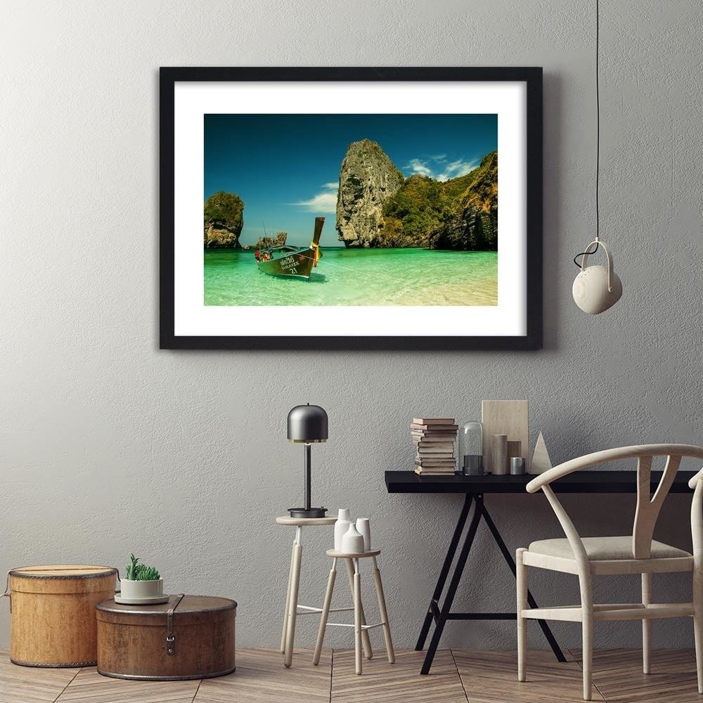 Glezna melnā rāmī - Colorful Boat On The Sea Shore 3  Home Trends
