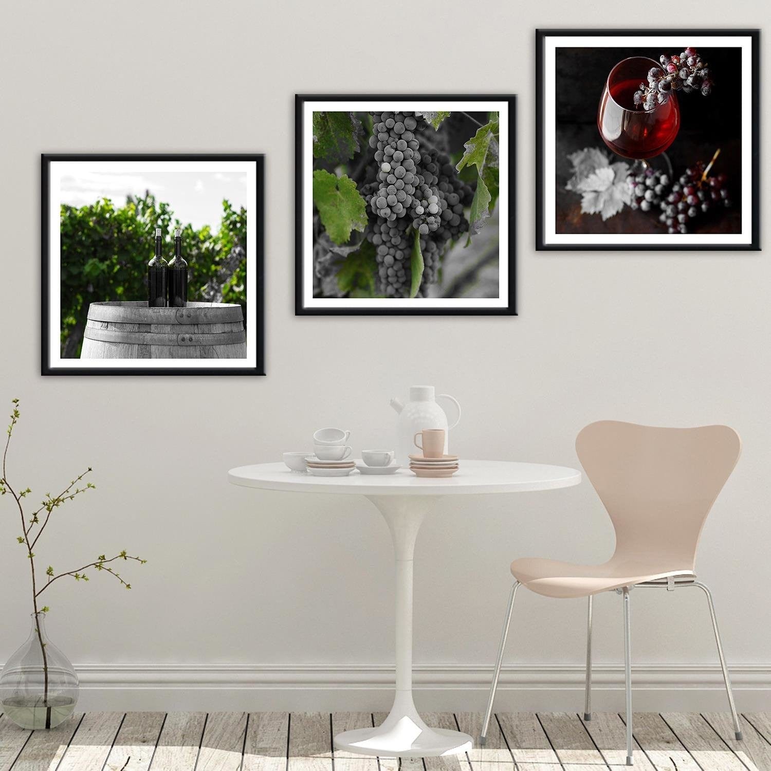 Glezna melnā rāmī - Glass Of Wine And Grapes 2  Home Trends