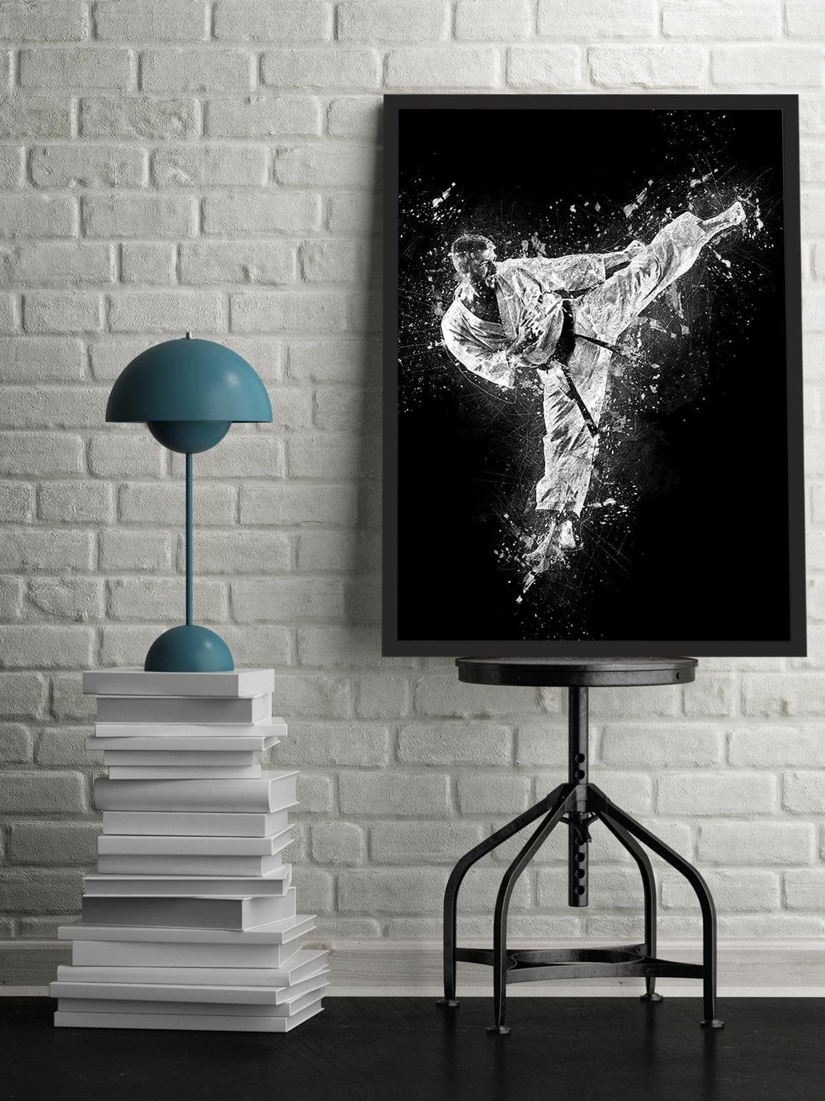 Glezna melnā rāmī - Karateka  Home Trends