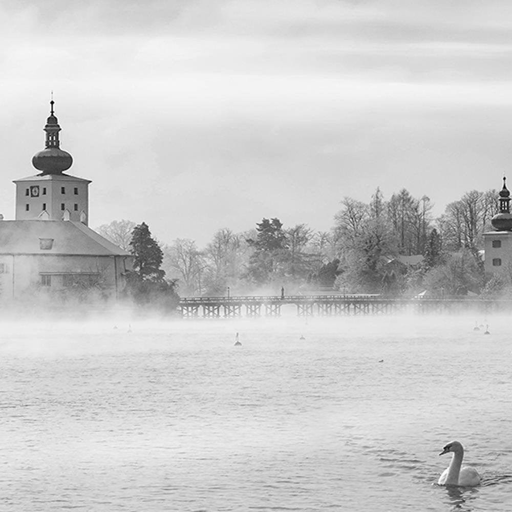 Glezna melnā rāmī - Misty Lake 2  Home Trends