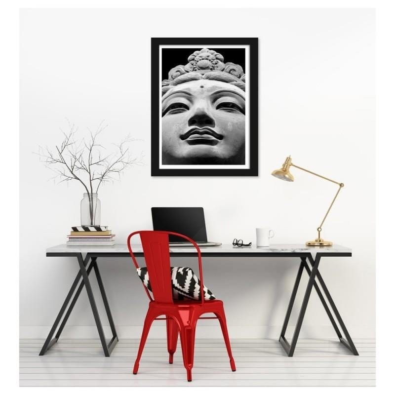 Glezna melnā rāmī - Oriental statue in black and white  Home Trends